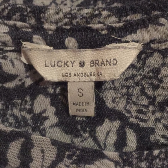 Lucky Brand comfy tee. - Picture 5 of 8